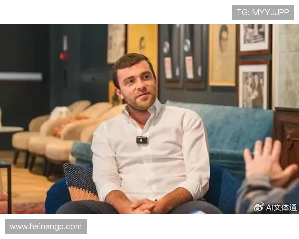 罗马诺辟谣帕尔默曼联传闻停滞