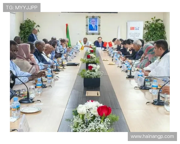 梅西赛后毛里塔尼亚球员争相合影 梅西赛后毛里塔尼亚球员争相合影